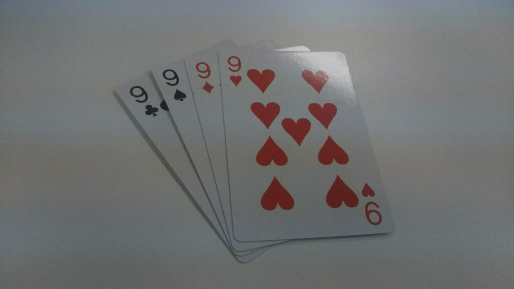 4カード